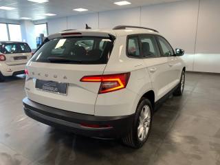 SKODA Karoq usata, con Autoradio