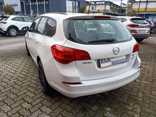 OPEL Astra usata, con Fendinebbia