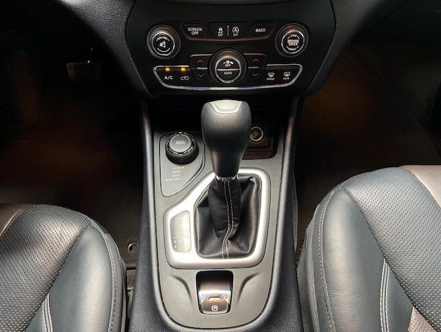 JEEP Cherokee usata, con Controllo trazione