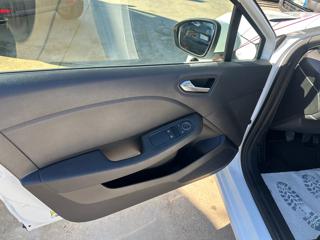RENAULT Clio usata, con Filtro antiparticolato