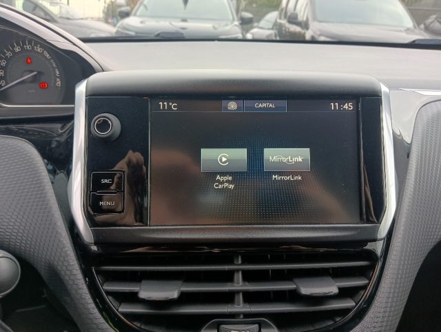 PEUGEOT 2008 usata, con Gancio traino