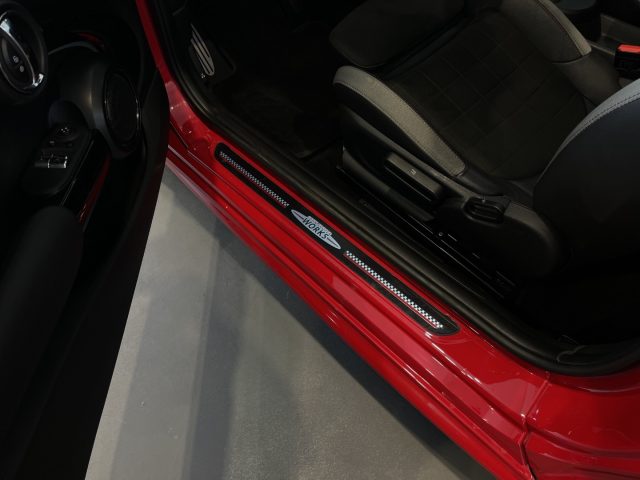 MINI John Cooper Works usata, con Autoradio digitale