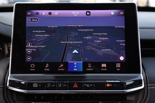 JEEP Compass usata, con Volante in pelle