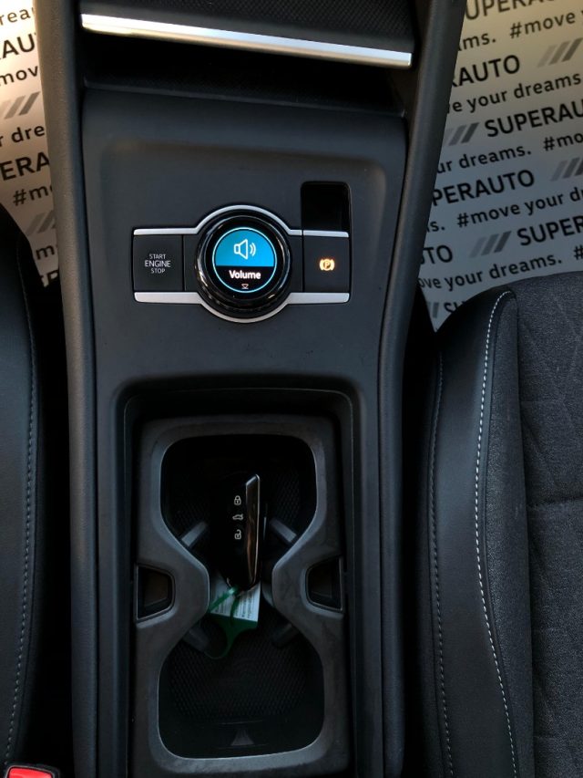 VOLKSWAGEN Tiguan usata, con Controllo vocale
