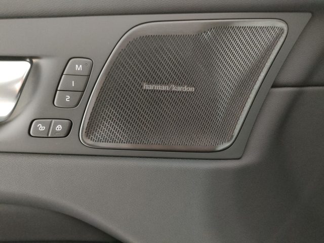 VOLVO XC60 usata, con Sistema di navigazione