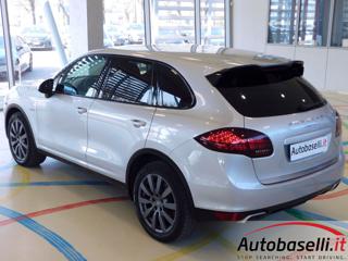 PORSCHE Cayenne usata, con Luci diurne LED