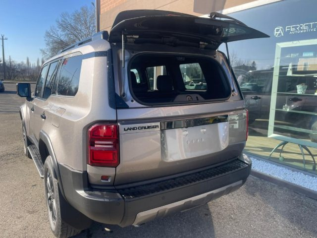 TOYOTA Land Cruiser usata, con Chiusura centralizzata