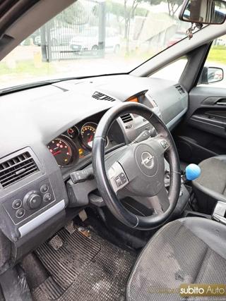 OPEL Zafira usata 19