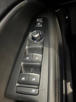 ALFA ROMEO Stelvio usata, con Autoradio