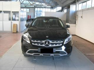 MERCEDES-BENZ GLA 200 usata, con Airbag