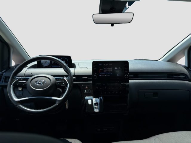 HYUNDAI Staria usata 12