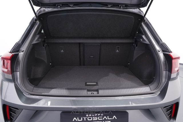VOLKSWAGEN T-Roc usata 35