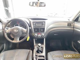 SUBARU Forester usata, con Airbag testa