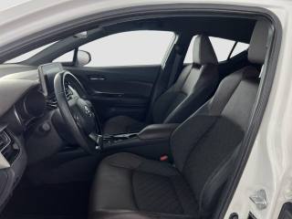 TOYOTA C-HR usata 8