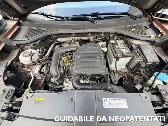 VOLKSWAGEN T-Roc usata, con USB