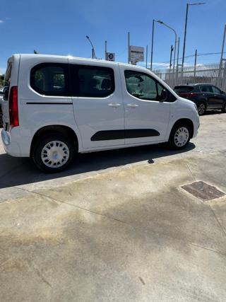 OPEL Combo Life usata, con Climatizzatore