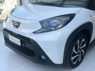 TOYOTA Aygo X usata, con Airbag