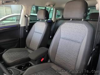 VOLKSWAGEN Tiguan usata, con USB