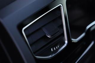 VOLKSWAGEN Taigo usata, con Tettuccio apribile