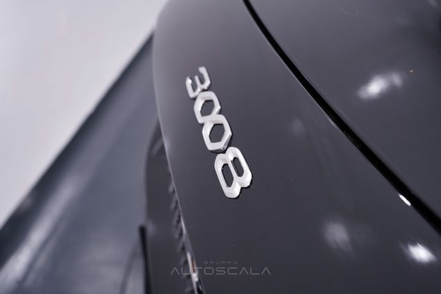 PEUGEOT 3008 usata 26