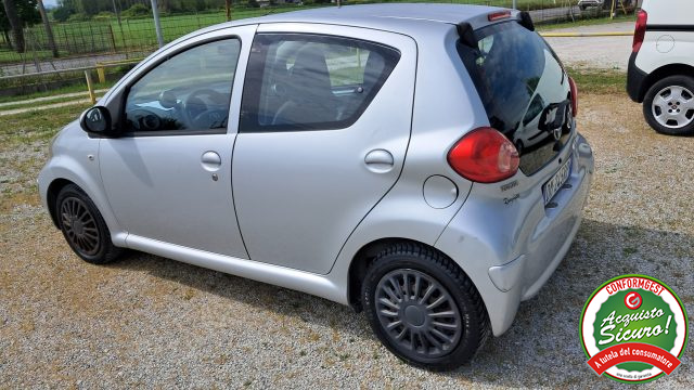 TOYOTA Aygo usata, con Airbag