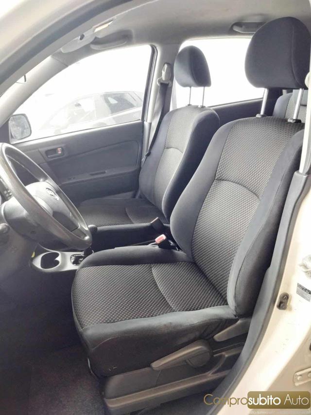 DAIHATSU Terios usata, con Sedile posteriore sdoppiato