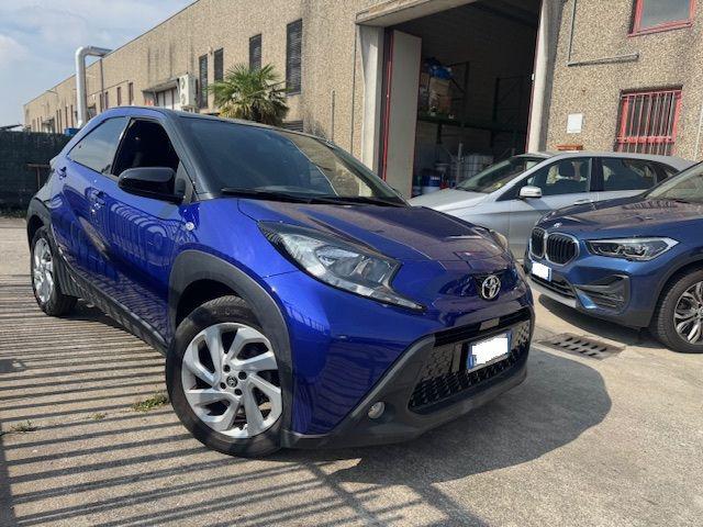 TOYOTA Aygo X usata, con Airbag