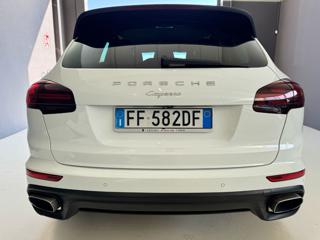 PORSCHE Cayenne usata, con Alzacristalli elettrici