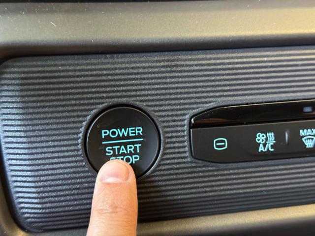 FORD Tourneo Courier usata, con Controllo elettronico della corsia