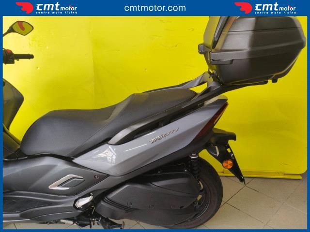 YAMAHA Tricity 300 usata 9