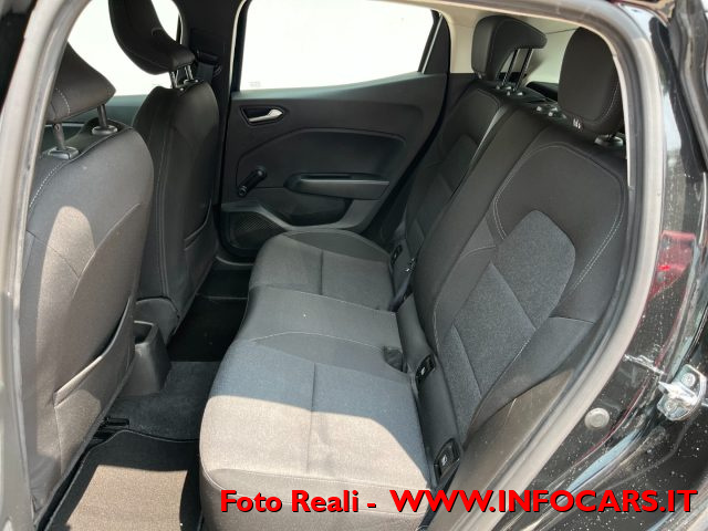 RENAULT Clio usata, con Autoradio
