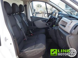 RENAULT Trafic usata 17