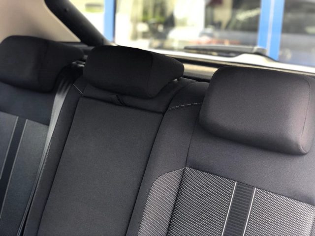 VOLKSWAGEN T-Roc usata, con Freno di stazionamento elettrico