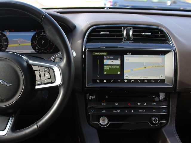 JAGUAR F-Pace usata, con Servosterzo