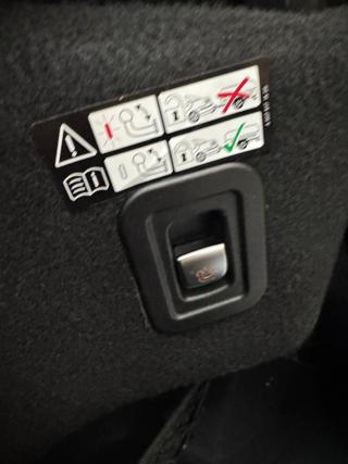 MERCEDES-BENZ C 220 usata, con Controllo trazione