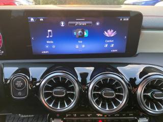 MERCEDES-BENZ CLA 200 usata, con Volante in pelle