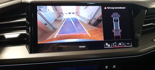 AUDI Q4 e-tron usata 26