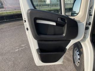 PEUGEOT Boxer usata, con Bracciolo