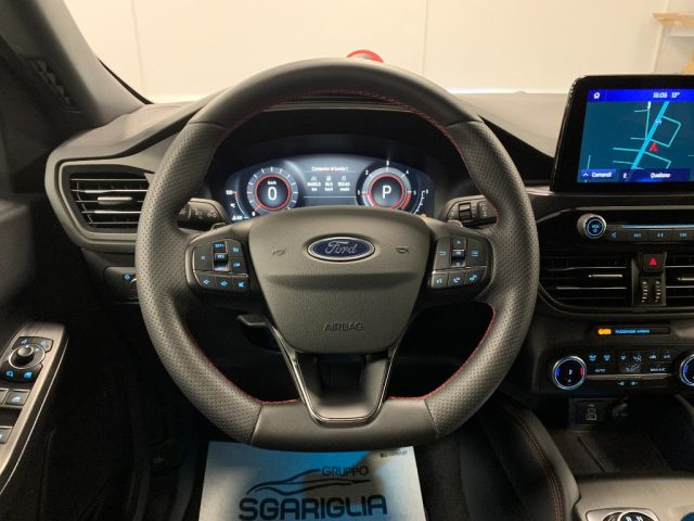 FORD Kuga usata, con Sistema di navigazione