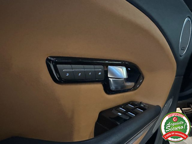 LAND ROVER Range Rover Evoque usata, con Cruise Control