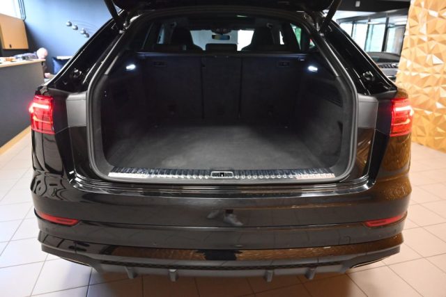 AUDI Q8 usata 32