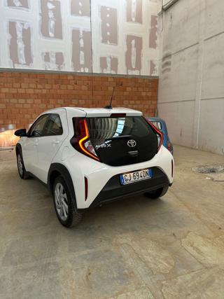 TOYOTA Aygo X usata, con USB