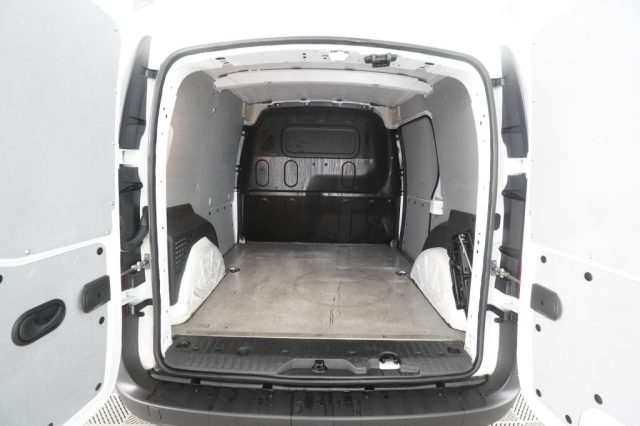 MERCEDES-BENZ Citan usata 2