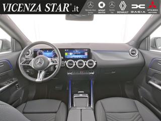 MERCEDES-BENZ GLA 180 usata, con Alzacristalli elettrici