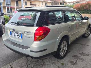 SUBARU OUTBACK usata, con ESP