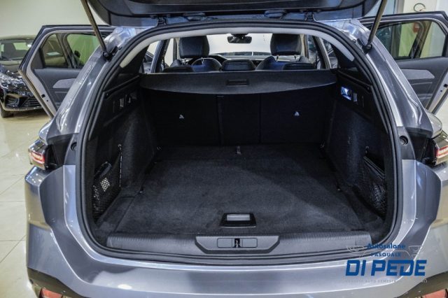 PEUGEOT 308 usata, con Luci diurne LED