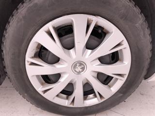 PEUGEOT 208 usata, con Airbag testa