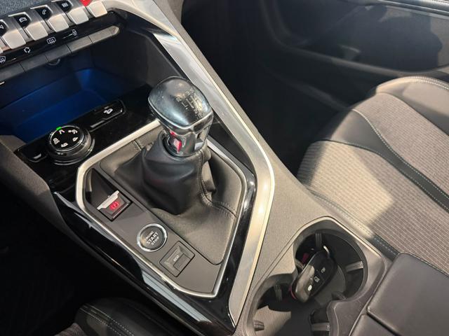 PEUGEOT 3008 usata, con Specchietti laterali elettrici