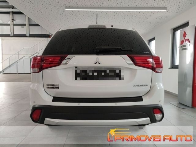 MITSUBISHI Outlander usata, con Chiusura centralizzata