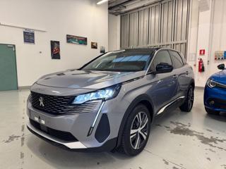 PEUGEOT 3008 PureTech Turbo 130CV Allure NAVI+RETR.